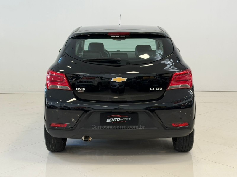 ONIX 1.4 MPFI LTZ 8V FLEX 4P MANUAL - 2019 - BENTO GONçALVES