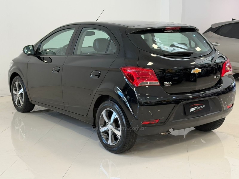 ONIX 1.4 MPFI LTZ 8V FLEX 4P MANUAL - 2019 - BENTO GONçALVES