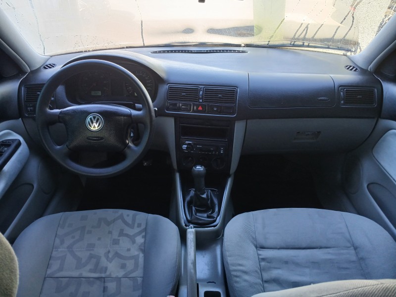 GOLF 1.6 SR GASOLINA 4P MANUAL - 2000 - FARROUPILHA