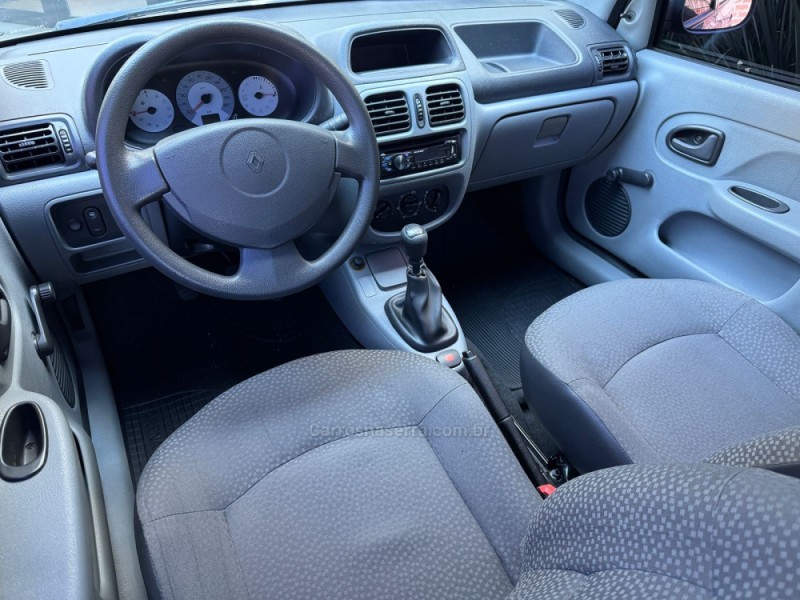 CLIO 1.0 16V FLEX 4P MANUAL - 2011 - FARROUPILHA