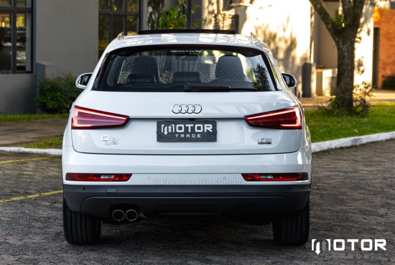 Q3 2.0 TFSI AMBIENTE QUATTRO 4P GASOLINA S TRONIC - 2018 - PORTO ALEGRE