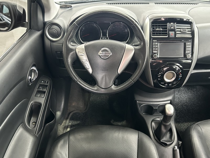 VERSA 1.6 16V FLEX UNIQUE 4P MANUAL - 2016 - CAXIAS DO SUL