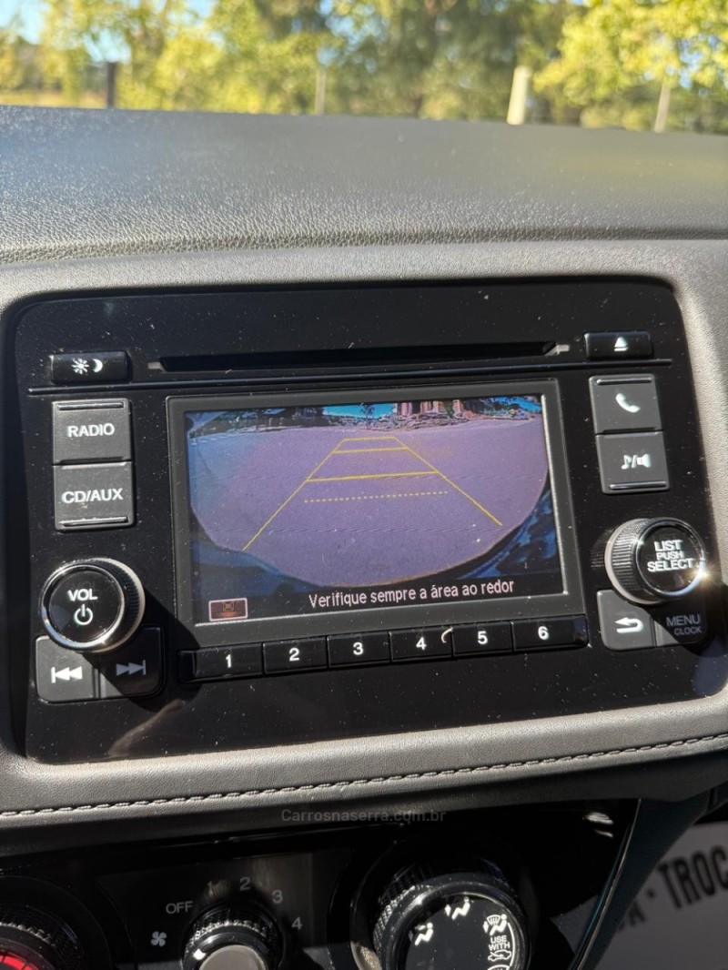 HR-V 1.8 16V FLEX EX 4P AUTOMÁTICO - 2016 - IBIRAIARAS
