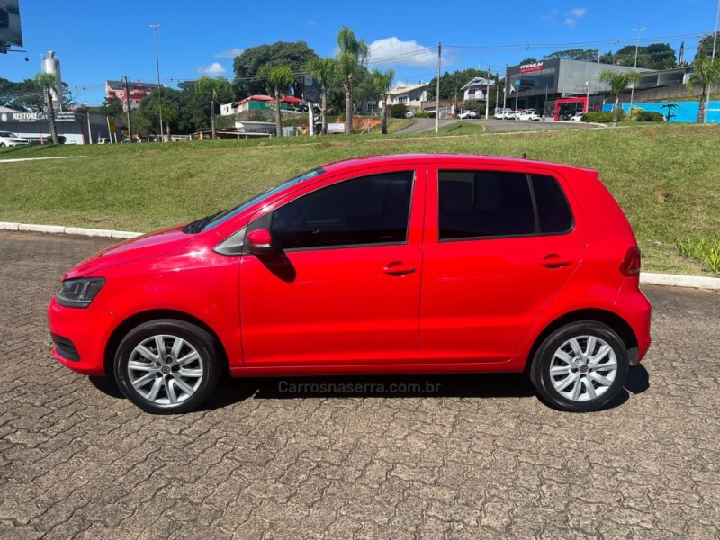FOX 1.0 MI TRENDLINE 8V FLEX 4P MANUAL - 2015 - NOVA PETRóPOLIS