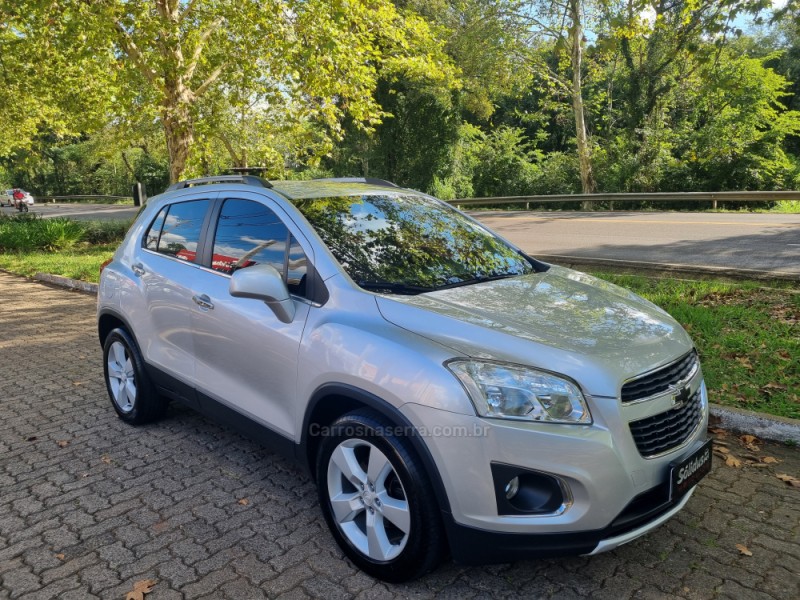 TRACKER 1.8 MPFI LTZ 4X2 16V FLEX 4P AUTOMÁTICO - 2014 - DOIS IRMãOS