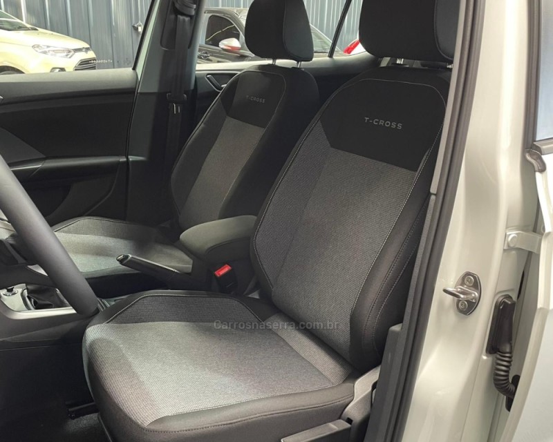T-CROSS 1.0 TSI 200 12V FLEX 4P AUTOMÁTICO - 2026 - VACARIA