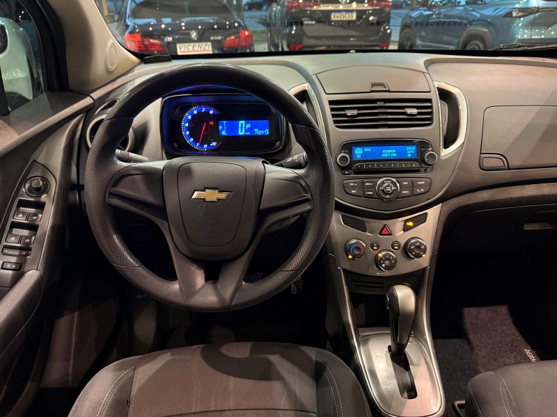 TRACKER 1.8 MPFI LT 4X2 16V FLEX 4P AUTOMÁTICO - 2016 - FARROUPILHA