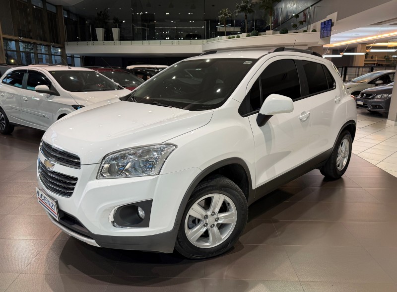 TRACKER 1.8 MPFI LT 4X2 16V FLEX 4P AUTOMÁTICO - 2016 - FARROUPILHA