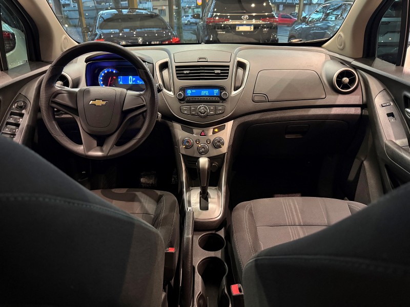 TRACKER 1.8 MPFI LT 4X2 16V FLEX 4P AUTOMÁTICO - 2016 - FARROUPILHA