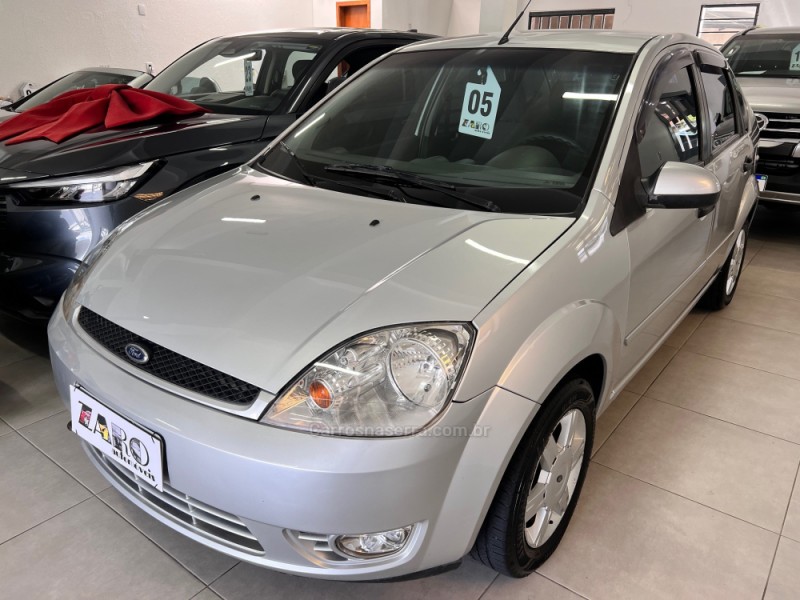 fiesta 1.6 mpi sedan 8v flex 4p manual 2005 carlos barbosa