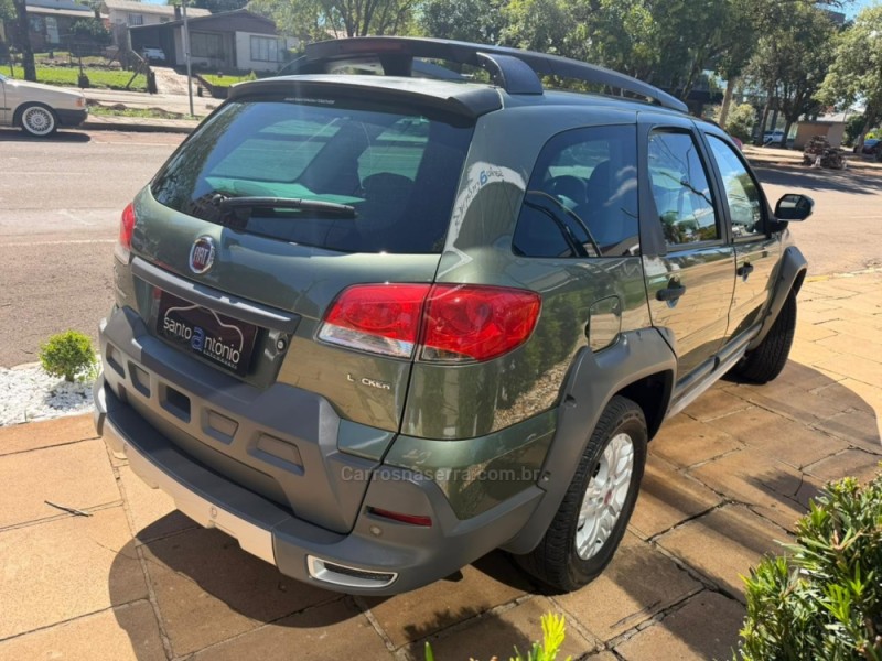 PALIO 1.8 MPI ADVENTURE LOCKER WEEKEND 8V FLEX 4P MANUAL - 2010 - LAGOA VERMELHA