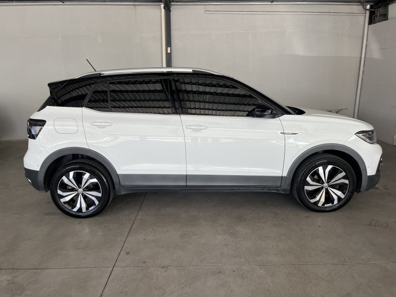T-CROSS 1.4 HIGHLINE TSI 16V FLEX 4P AUTOMÁTICO - 2021 - CAXIAS DO SUL