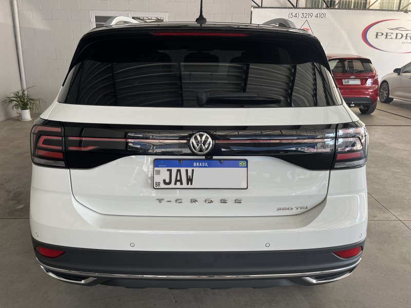 T-CROSS 1.4 HIGHLINE TSI 16V FLEX 4P AUTOMÁTICO - 2021 - CAXIAS DO SUL
