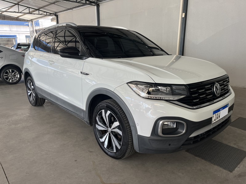 T-CROSS 1.4 HIGHLINE TSI 16V FLEX 4P AUTOMÁTICO - 2021 - CAXIAS DO SUL