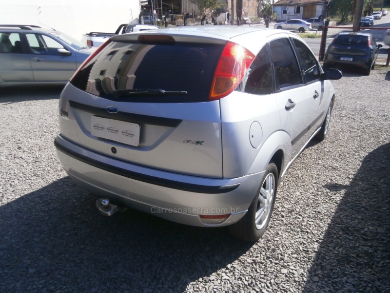 FOCUS 1.6 GL 16V FLEX 4P MANUAL - 2009 - FARROUPILHA