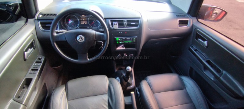 FOX 1.6 MI PRIME 8V FLEX 4P MANUAL - 2011 - FARROUPILHA