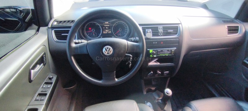 FOX 1.6 MI PRIME 8V FLEX 4P MANUAL - 2011 - FARROUPILHA