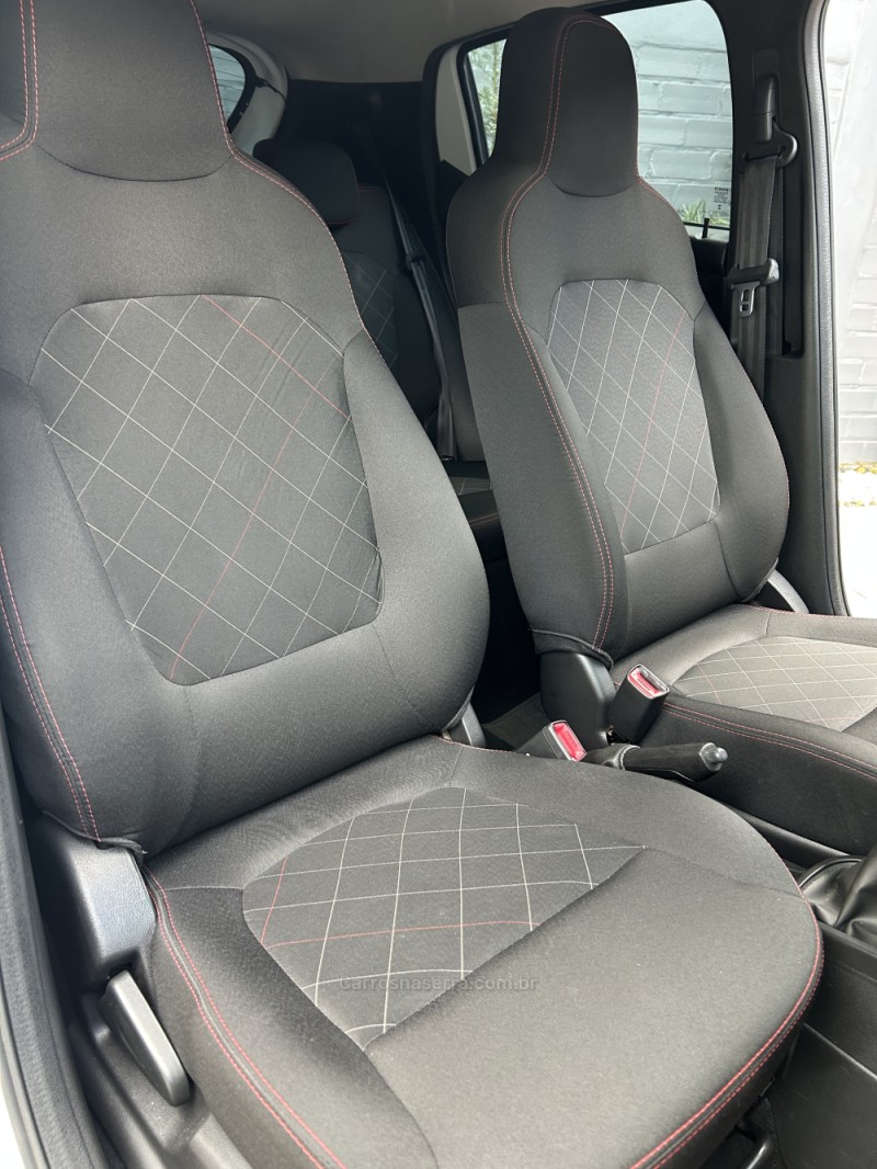 KWID 1.0 12V SCE FLEX ZEN MANUAL - 2025 - CARAZINHO