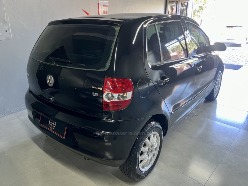 FOX 1.6 MI 8V FLEX 4P MANUAL - 2005 - CAXIAS DO SUL