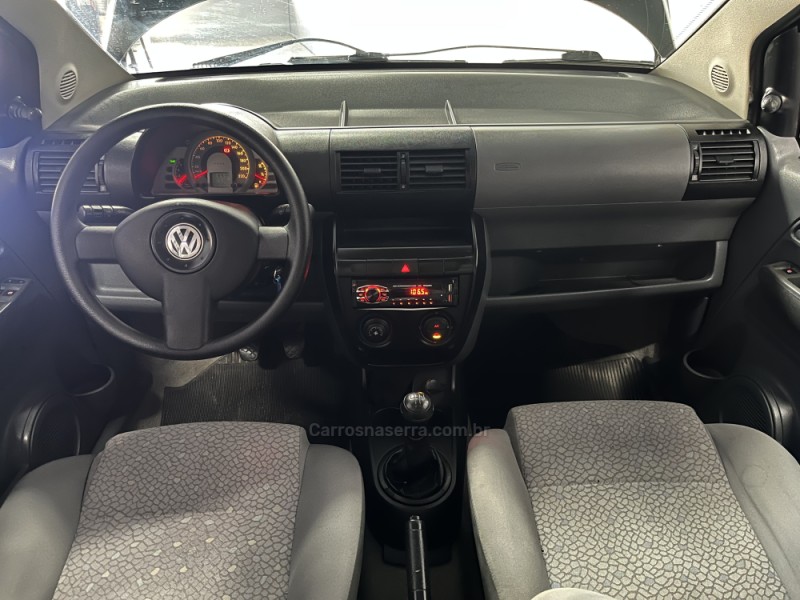 FOX 1.6 MI 8V FLEX 4P MANUAL - 2005 - CAXIAS DO SUL