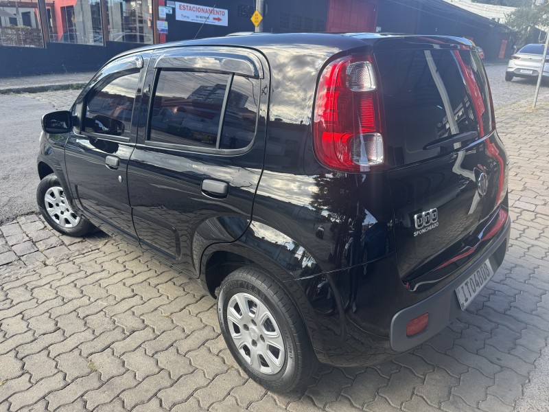 UNO 1.0 VIVACE 8V FLEX 4P MANUAL - 2013 - CAXIAS DO SUL
