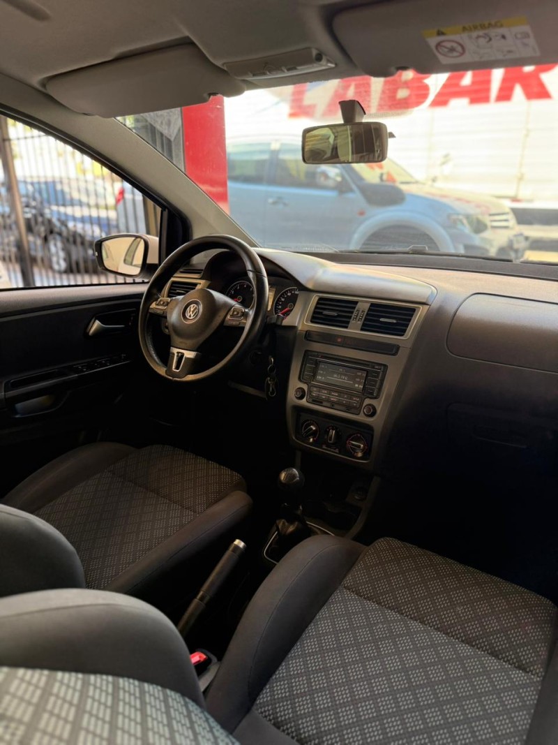 FOX 1.6 MSI TRENDLINE 8V FLEX 4P MANUAL - 2015 - ESTâNCIA VELHA