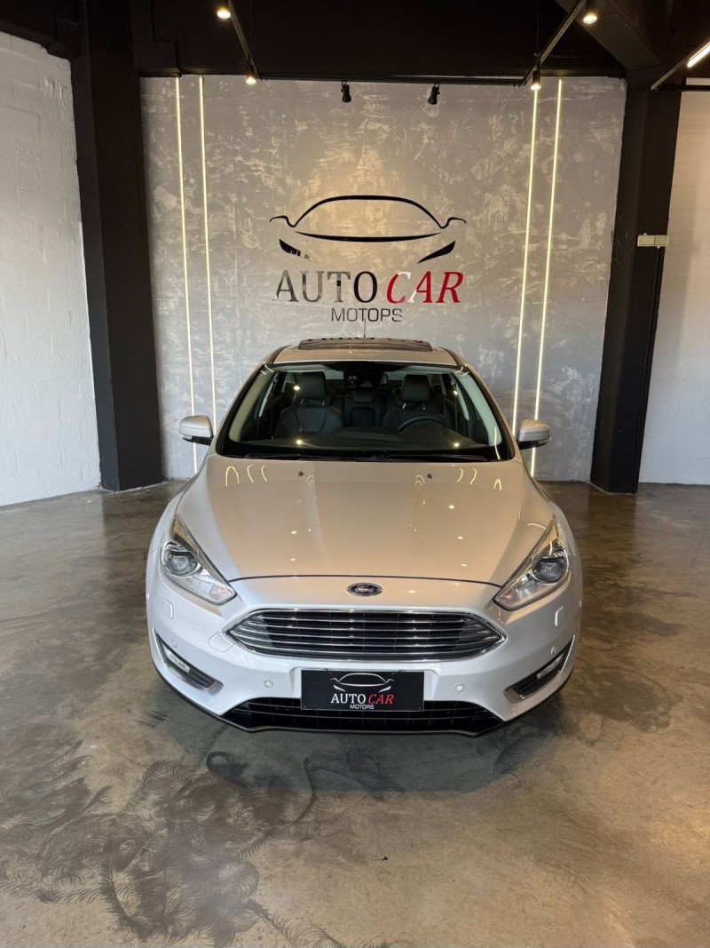 FOCUS 2.0 TITANIUM PLUS FASTBACK 16V FLEX 4P AUTOMÁTICO - 2017 - CAXIAS DO SUL