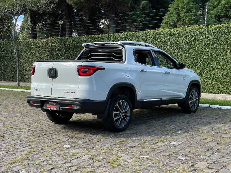 TORO 2.0 16V TURBO DIESEL VOLCANO 4WD AUTOMÁTICO - 2019 - FARROUPILHA