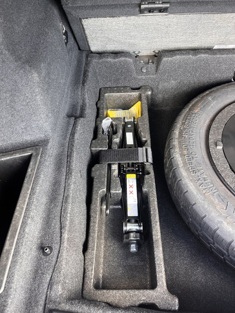 X1 2.0 16V TURBO ACTIVEFLEX SDRIVE20I 4P AUTOMÁTICO - 2018 - TAPEJARA