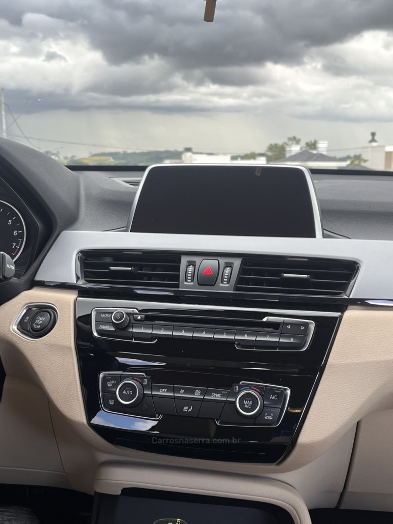 X1 2.0 16V TURBO ACTIVEFLEX SDRIVE20I 4P AUTOMÁTICO - 2018 - TAPEJARA