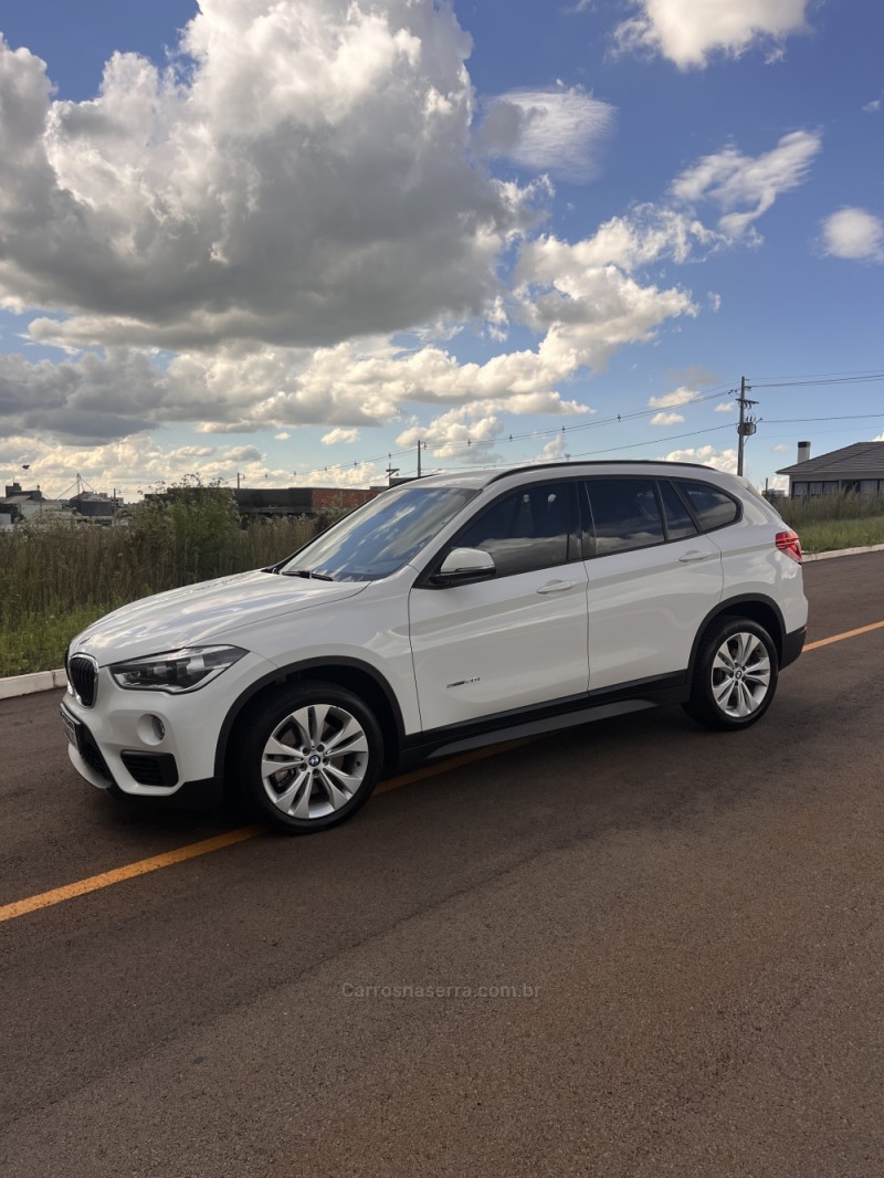 X1 2.0 16V TURBO ACTIVEFLEX SDRIVE20I 4P AUTOMÁTICO - 2018 - TAPEJARA