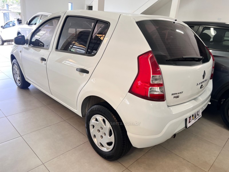 SANDERO 1.0 AUTHENTIQUE 16V FLEX 4P MANUAL - 2012 - CARLOS BARBOSA