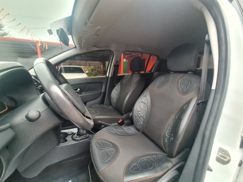 SANDERO 1.6 STEPWAY 16V FLEX 4P MANUAL - 2016 - CANELA