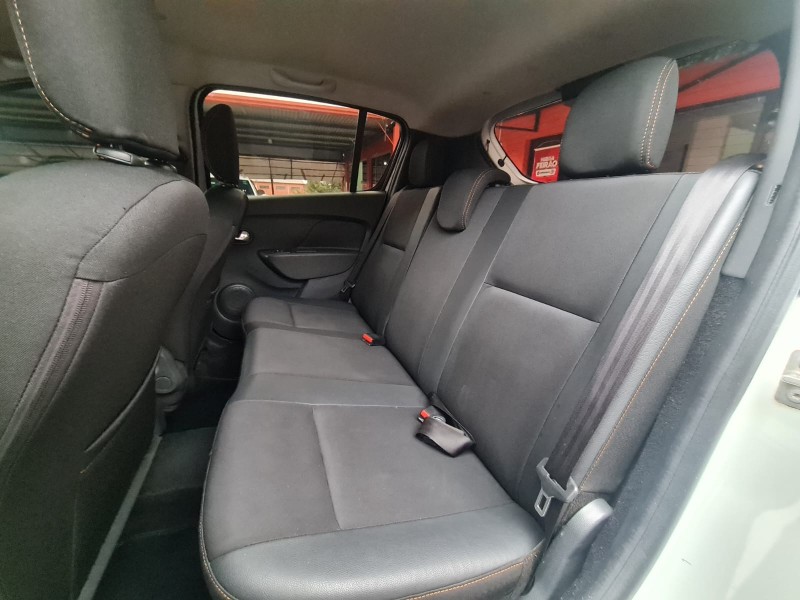 SANDERO 1.6 STEPWAY 16V FLEX 4P MANUAL - 2016 - CANELA