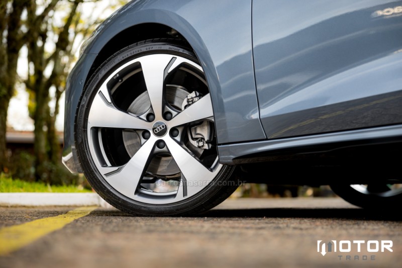 A5 2.0 SPORTBACK PERFORMANCE BLACK S GASOLINA 4P AUTOMÁTICO - 2025 - PORTO ALEGRE