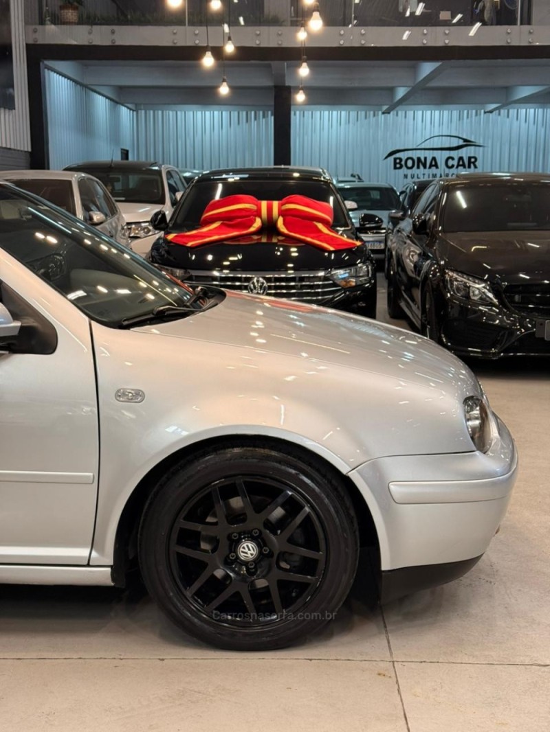 GOLF 2.0 MI COMFORTLINE 8V GASOLINA 4P MANUAL - 2003 - CAXIAS DO SUL