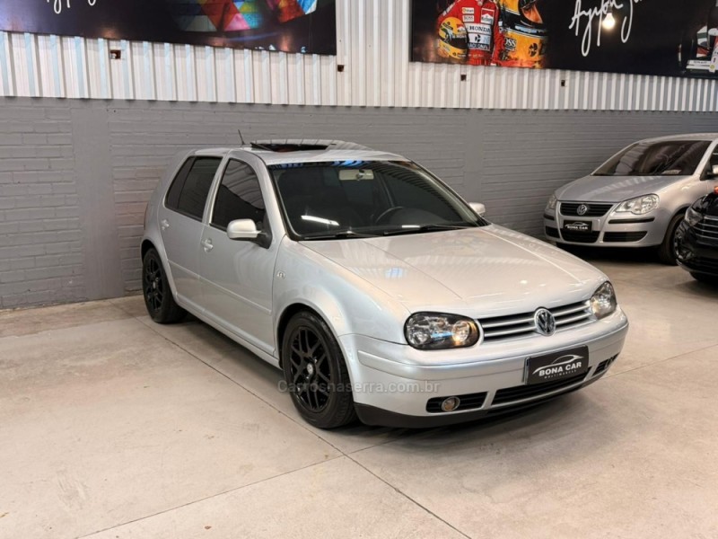 GOLF 2.0 MI COMFORTLINE 8V GASOLINA 4P MANUAL - 2003 - CAXIAS DO SUL