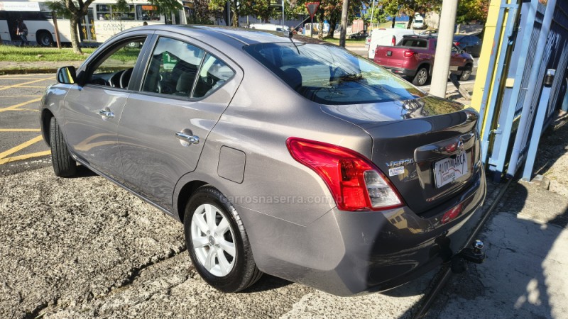 VERSA 1.6 16V FLEX SL 4P MANUAL - 2013 - CAXIAS DO SUL