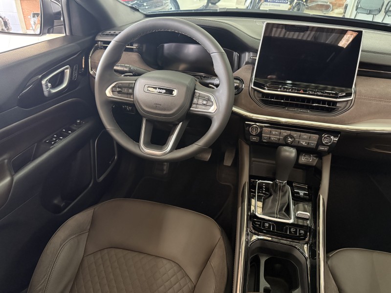 COMMANDER 2.2 OVERLAND TD380 4X4 TURBO DIESEL 4P AUTOMÁTICO - 2025 - FARROUPILHA