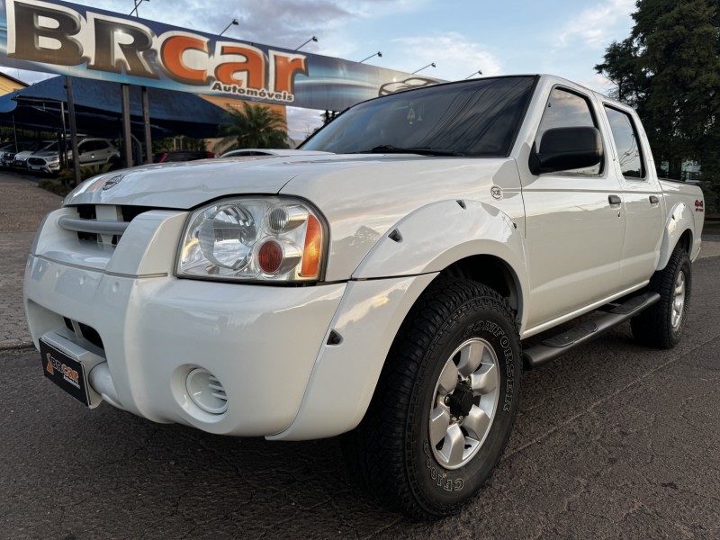 frontier 2.8 xe 4x4 cd turbo eletronic diesel 4p manual 2005 dois irmaos