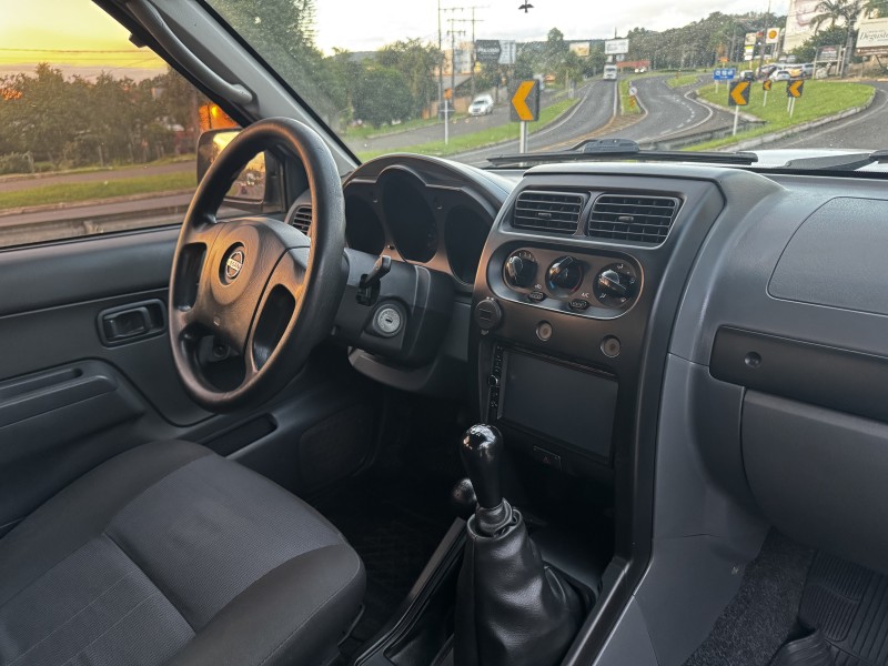 FRONTIER 2.8 XE 4X4 CD TURBO ELETRONIC DIESEL 4P MANUAL - 2005 - DOIS IRMãOS