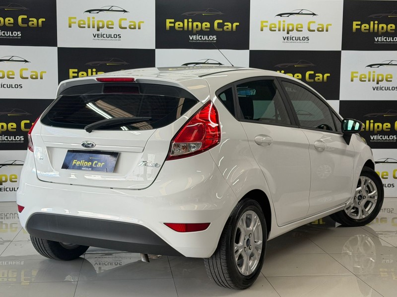 FIESTA 1.6 SE HATCH 16V FLEX 4P MANUAL - 2014 - CAXIAS DO SUL