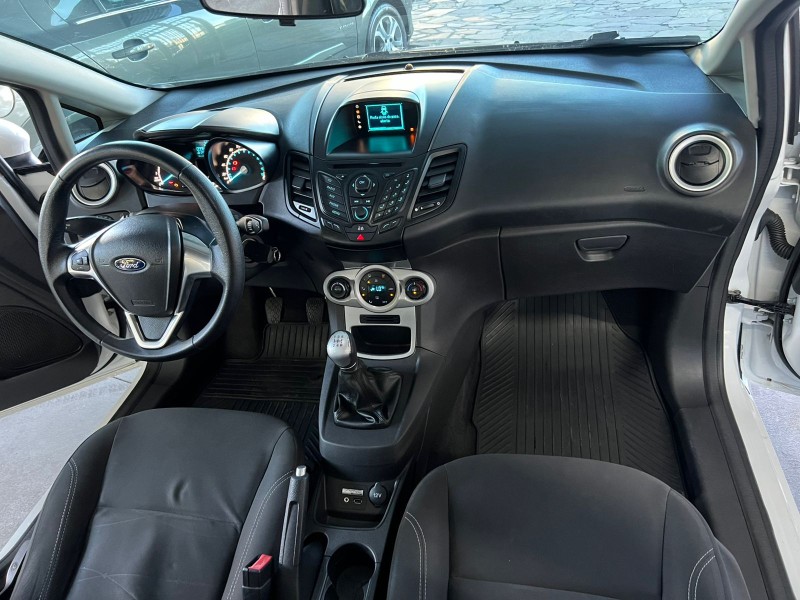 FIESTA 1.6 SE HATCH 16V FLEX 4P MANUAL - 2015 - CAXIAS DO SUL
