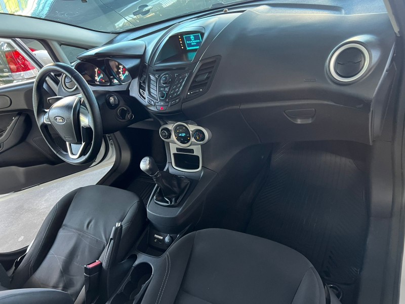 FIESTA 1.6 SE HATCH 16V FLEX 4P MANUAL - 2015 - CAXIAS DO SUL