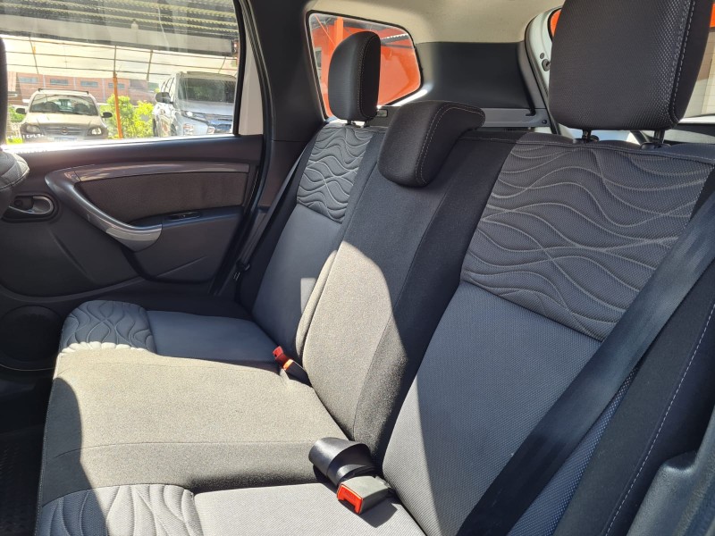 DUSTER 1.6 DAKAR 4X2 16V FLEX 4P MANUAL - 2015 - CANELA