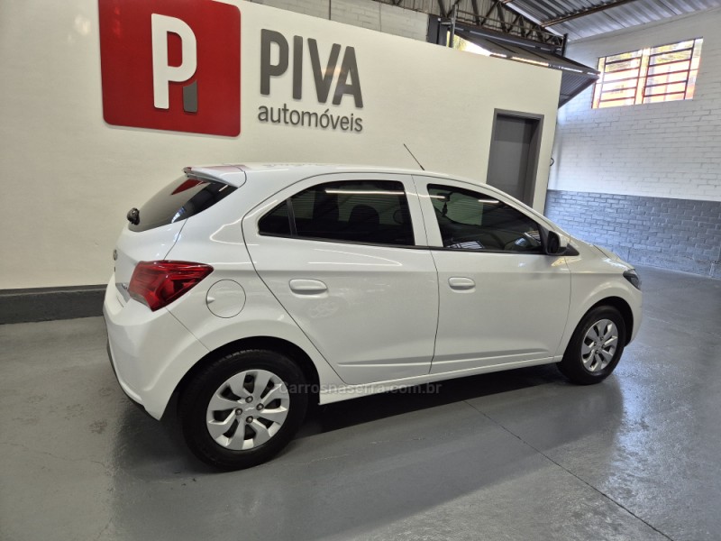 ONIX 1.0 MPFI LT 8V FLEX 4P MANUAL - 2017 - GARIBALDI
