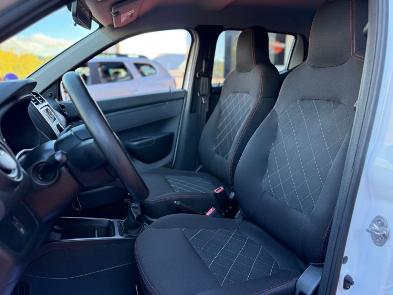 KWID 1.0 12V SCE FLEX ZEN MANUAL - 2023 - CANELA