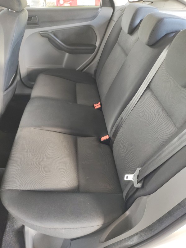 FOCUS 1.6 SE 16V FLEX 4P MANUAL - 2011 - VALE REAL