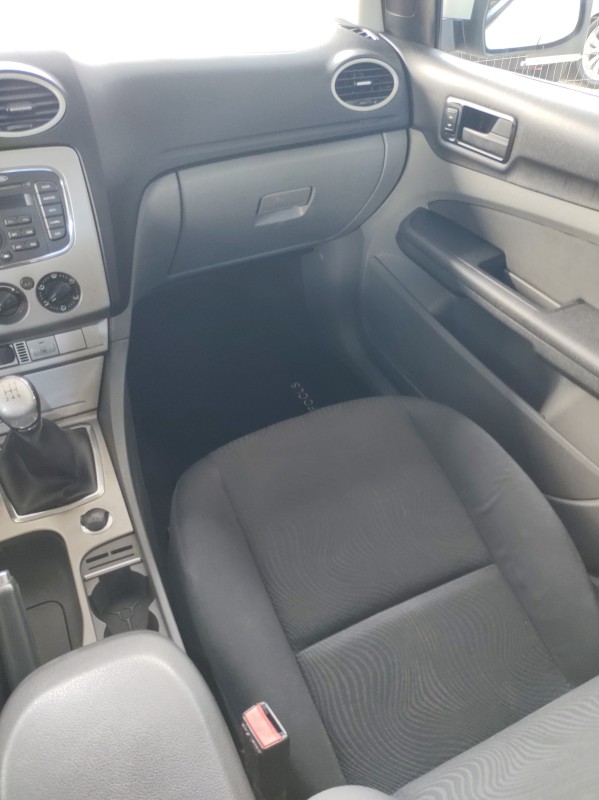 FOCUS 1.6 SE 16V FLEX 4P MANUAL - 2011 - VALE REAL