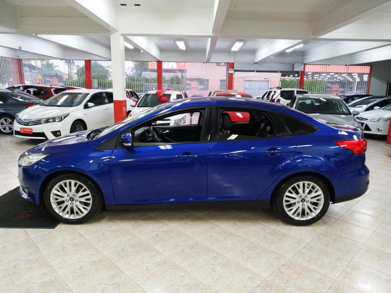 FOCUS 2.0 SE PLUS SEDAN 16V FLEX 4P AUTOMÁTICO - 2016 - CAXIAS DO SUL